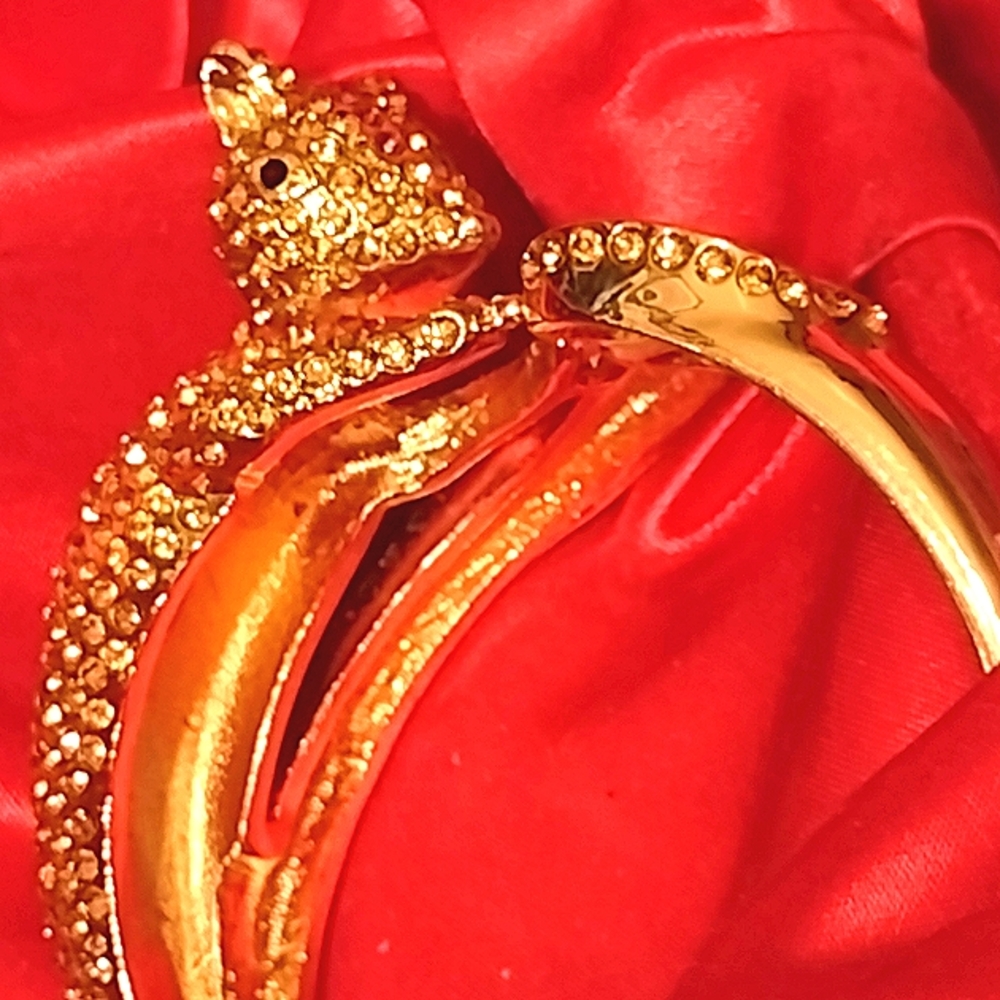 🐿️Large Crystal Squirrel 🐿️ Bracelet